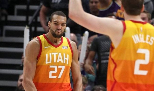  戈贝尔防守筑起屏障森林狼力擒雷霆